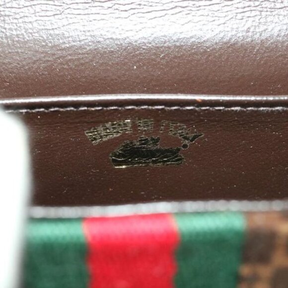 Gucci G Suede Clutch - Picture 8 of 10